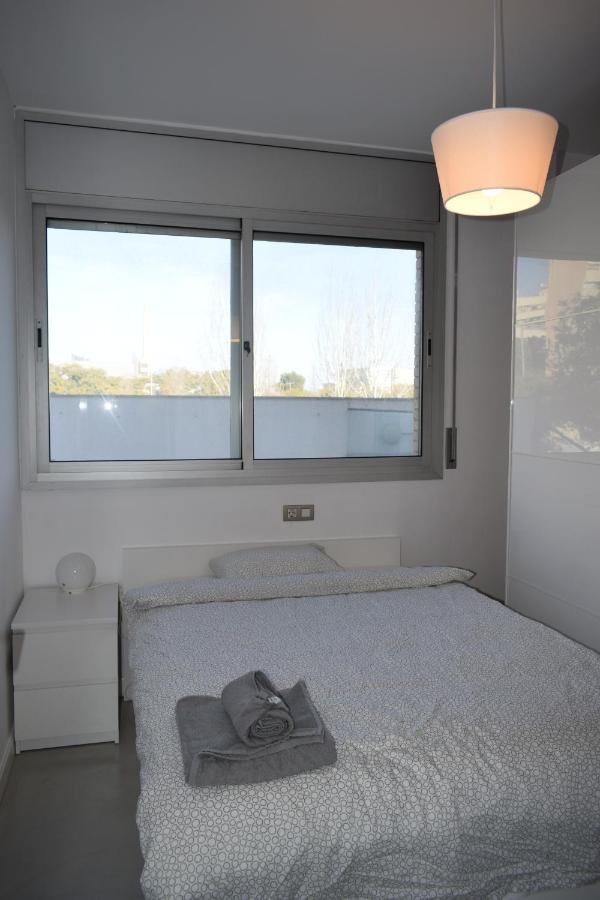 Magnificent Apartment Close To The Beach San Adrián de Besós Zewnętrze zdjęcie