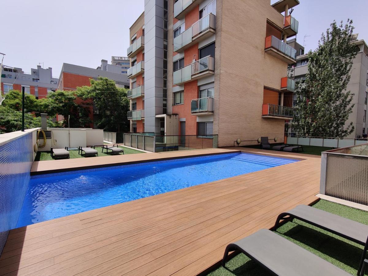 Magnificent Apartment Close To The Beach San Adrián de Besós Zewnętrze zdjęcie
